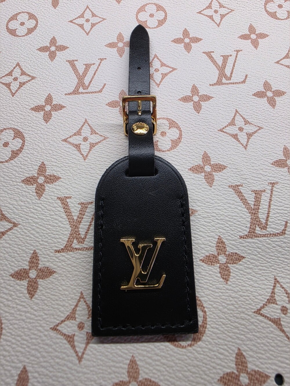 Louis Vuitton Black and Gold Leather Luggage Tag,name Tag